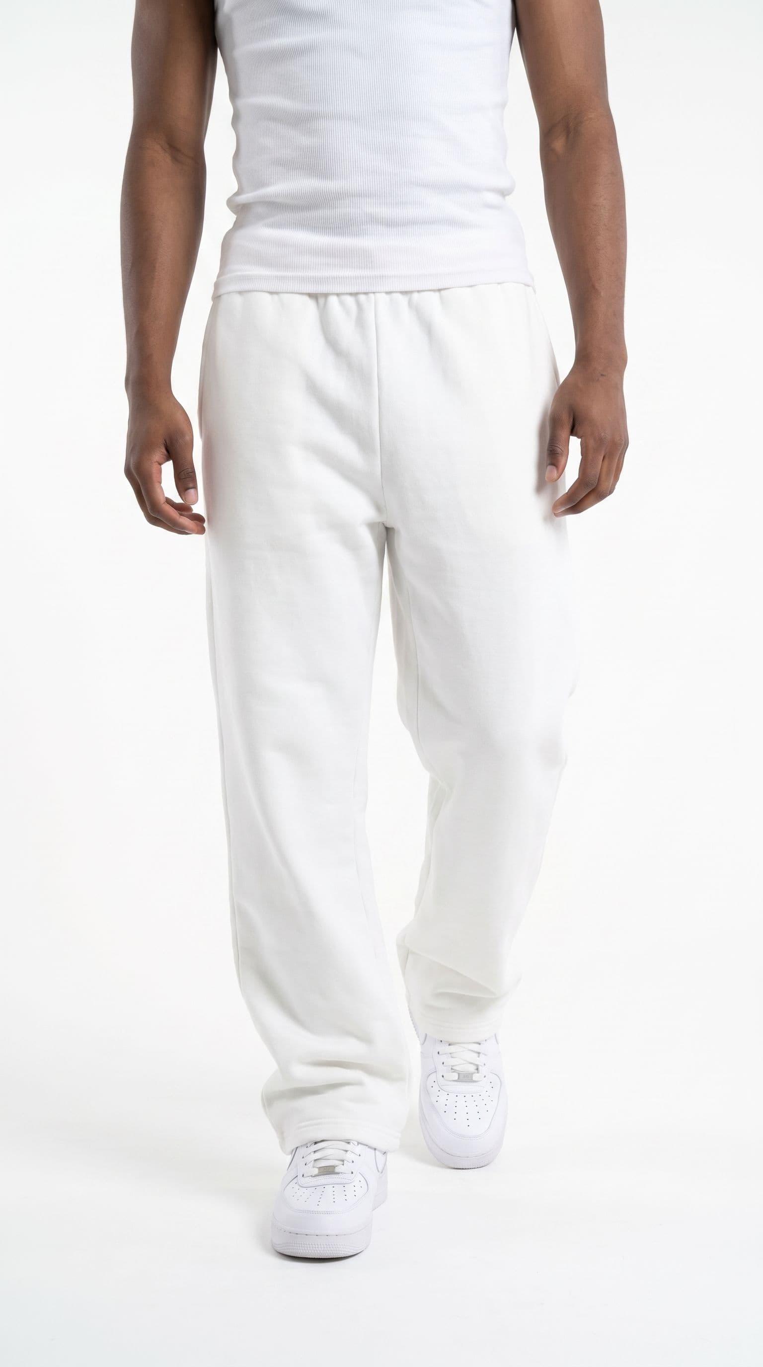 Ultre Heavy Straight-Leg Relaxed Sweatpants (Blanc) - Cover